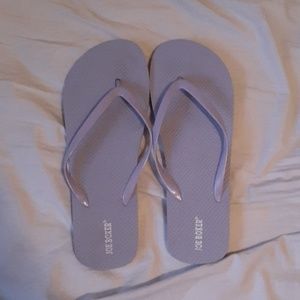 Flip flops